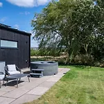 1 Bed In Middlesbrough Oc-86813