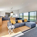 1 Bed In Middlesbrough Oc-86813 Prázdninový dům Great Broughton