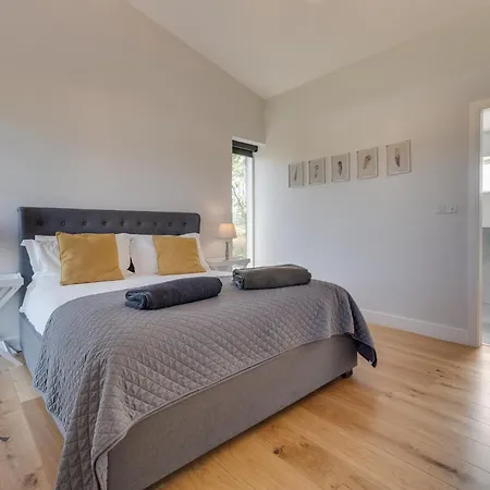 1 Bed In Middlesbrough Oc-86813 بيت خشبي *