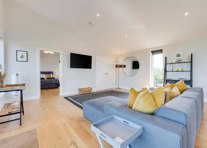 1 Bed In Little Broughton 86813